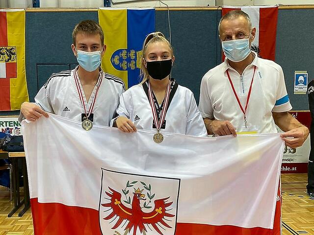 Thurner, Schneeberger und Trainer Pircmoser, von li. nach rechts. | Foto: M. Schneeberger