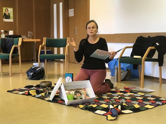 Susanne Ströher findet: „(Vor-)Lesen macht das Leben schön!“ Mit ihren Kolleginnen von der Losensteiner Bücherei gibt sie Vorlese-Buchtipps. | Foto: Privat