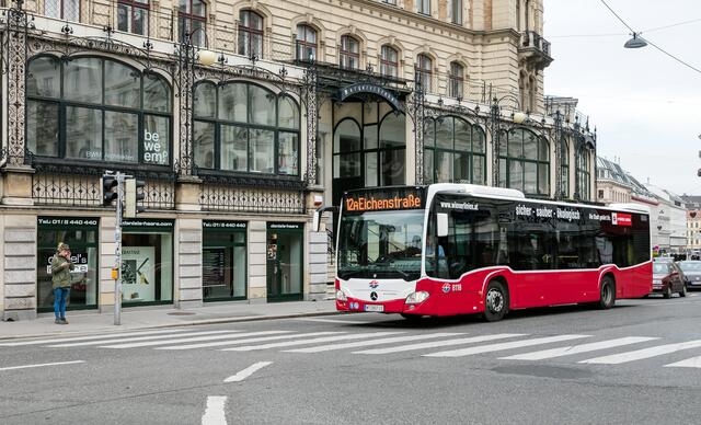 Ab Montag werden die Buslinien 12A und N60 sowie der Individualverkehr auf der Rechten Wienzeile, Höhe U4 Pilgramgasse, umgeleitet. | Foto: Manfred Helmer