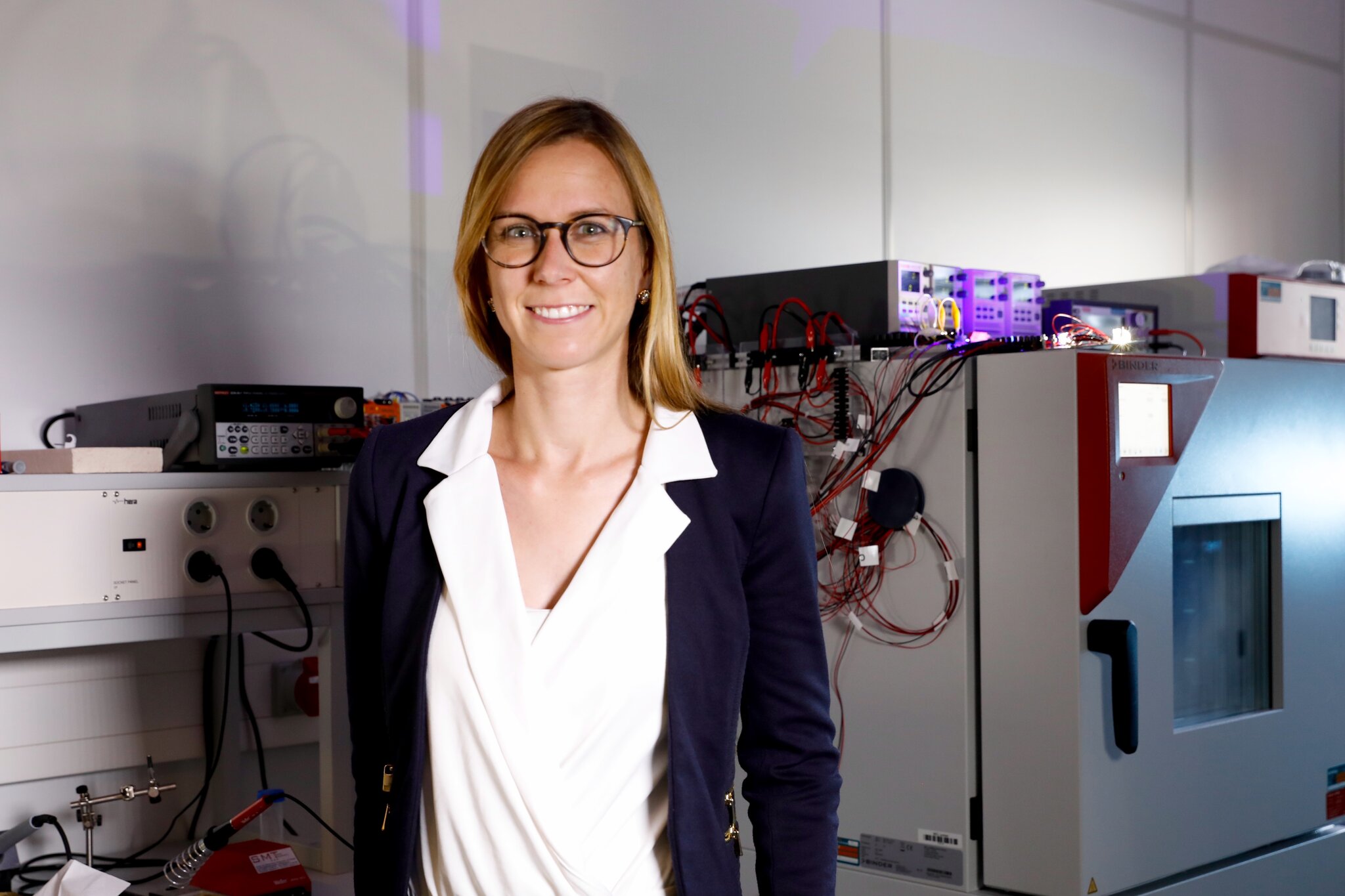 Dissertation vs thesis image