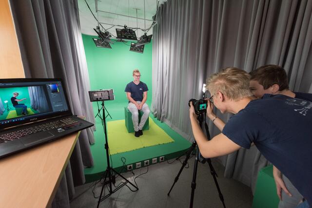 Highlight der Online-Veranstaltung ist die Green-Box der HTL Perg, wo Schüler verblüffende Effekte erzeugen. | Foto: HTL Perg