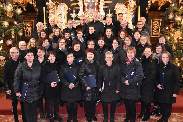 Adventklänge 2019, Stiftskirche Waldhausen. Kirchenchor Waldhausen.  | Foto: Zinterhof