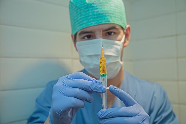 Eine hohe Zustimmung zu einer Corona-Impfung gibt es in der Gruppe der über 50-Jährigen mit 55 Prozent, wie eine aktuelle Umfrage des Österreichischen Gallup Instituts zeigt.  | Foto: Symbolbild, Dimitri Houtteman