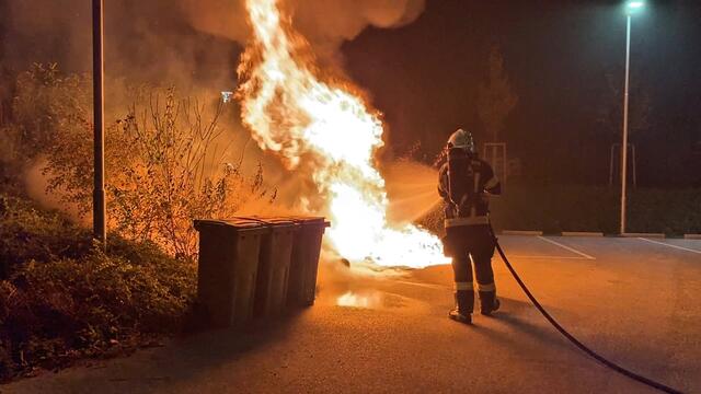 Zeugen werden ersucht, sich bei der Polizei Traun, Tel. 059133 4130, zu melden. | Foto: Florian Kollmann/FF Traun
