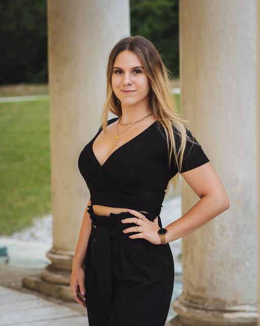 Neo-Landesschulsprecherin Johanna Maier übt sich in Vorfreude: "Eine Sache, die ich von Herzen gern mache." | Foto: HBLA Güssing