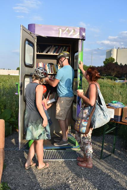 Der Bücherschrank für Leseratten der Grätzl Genossenschaft Beeresgasse. | Foto: Alexandra Syen