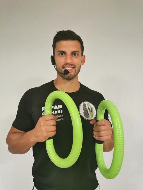 Stefan Obenaus bietet Trainings über Youtube an.