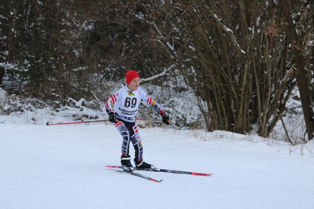 Im Langlauf und Biathlon will sich Luca Kollmann für das Nordische Ausbildungszentrum Eisenerz empfehlen. | Foto: zVg