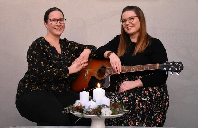 Musikalische Schwestern: Anna Friedl und Katharina Wimmer.
