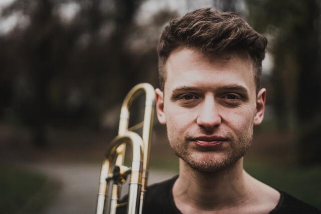 Mit seinem interdisziplinären Projekt "zwischen uns", das Jazz, zeitgenössische klassische Musik, elektronische Musik und Theater verbindet, überzeugten Daniel Holzleitner und seine vier Ensemble-Kollegen die Jury. | Foto: Reithofer Media