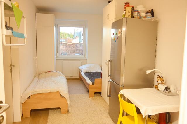 Im Haus der Menschenrechte in der Rudolfstraße gibt es derzeit 12 freie Plätze. | Foto: SOS-Menschenrechte