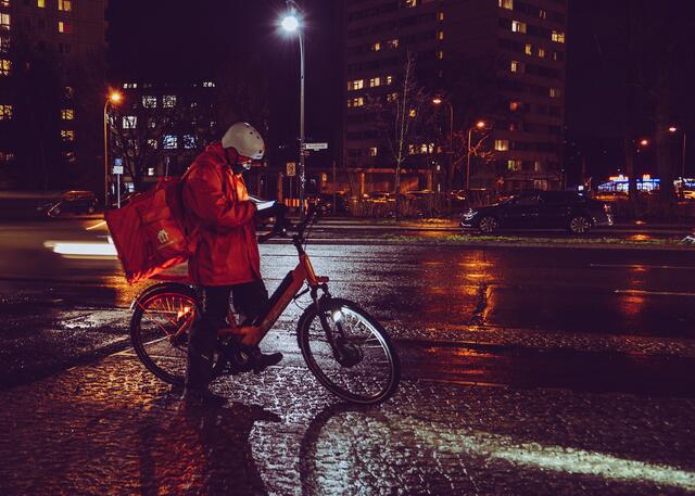 Manchmal kommt das Essen sogar CO2-neutral mit dem Fahrrad bis vor die Haustüre!