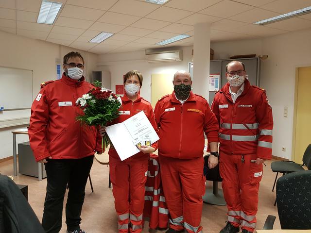 Bezirksstellenkommandant Martin Stadlbacher , Bezirksärztin Sonja Ripper sowie Bezirkskommandant Josef Prinz und Bezirksstellenleiter Thomas Hasenberger.