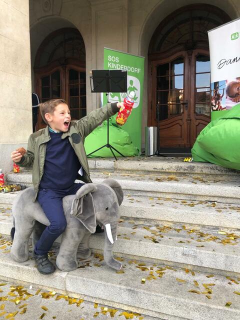 Stolzer Sieger: Das SOS-Kinderdorf bat Kinder, sich ihre Umgebung mit einer halben Tonne Lego selbst zu bauen. | Foto: SOS-Kinderdorf