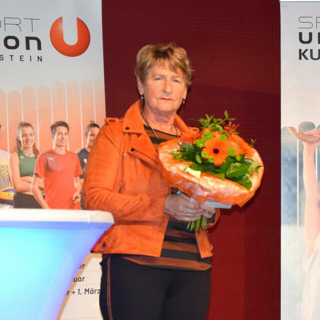 Evelyn Kriwak - SU Ehrenmitgliedschaft.