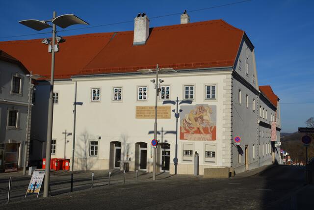 Oppositionsparteien fordern Präsenzsitzung im Lengenbachersaal und vorhergehende Covid19-Schnelltests.