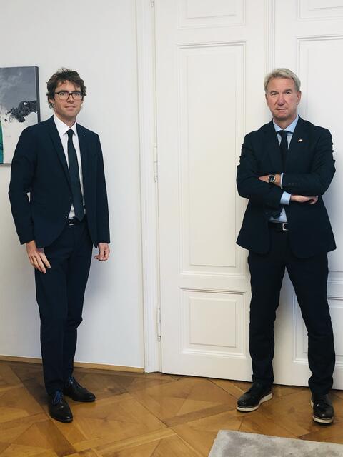 Günther Gast (links) und Dietmar Czernich gehen mit Verfassungsklage gegen Schulschließung vor.