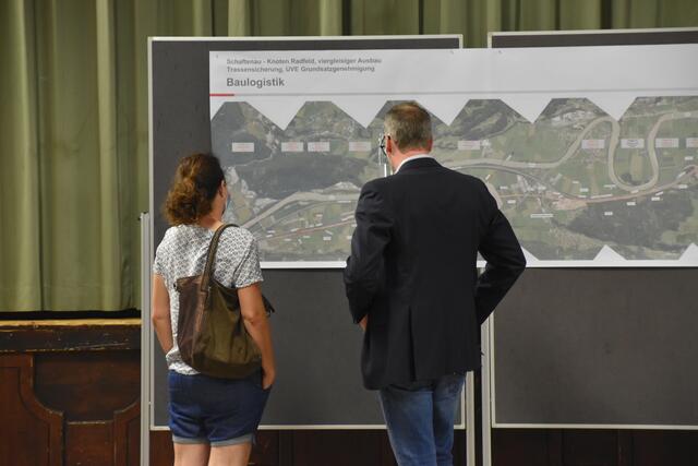 Die ÖBB luden im Juli dieses Jahres unter anderem in Langkampfen zu einer Planausstellung, bei der Experten vor Ort waren. Die mündliche Verhandlung vom 23. bis 25. November fand indes online via "Videokonferenz" statt.