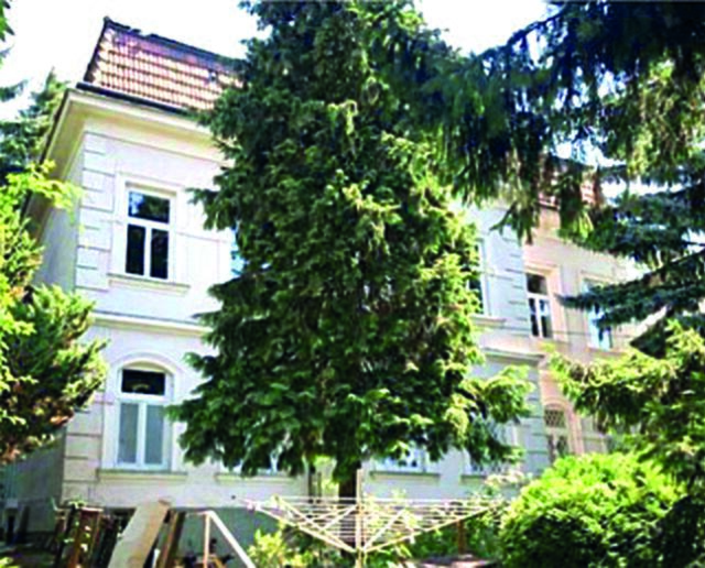1916 wurde die Villa in der Freyenthurmgasse 16 gebaut, bis vor wenigen Jahren war sie noch bewohnt, jetzt soll sie noch vor Weihnachten abgerissen werden.