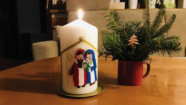 Selbstgemachte Weihnachtskerze