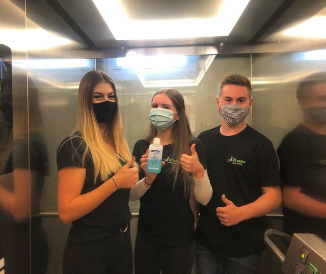 Nadja Schwinger, Susanne Wagner und Julian Weiß sind Teil der "MY solution Junior Company".