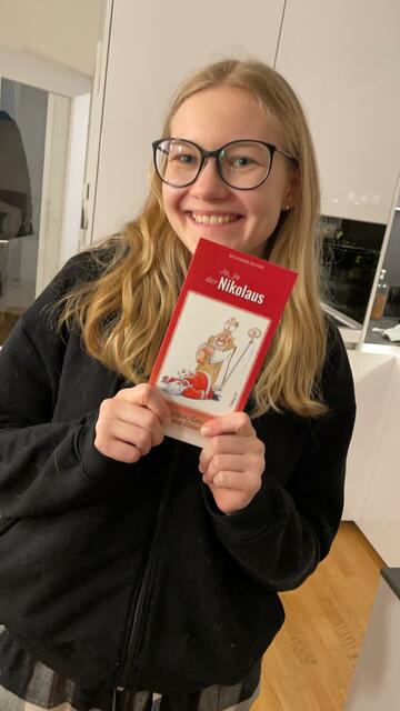 Wolfgang Saliger schrieb humoristische Geschichten über seine Zeit als Nikolaus nieder.