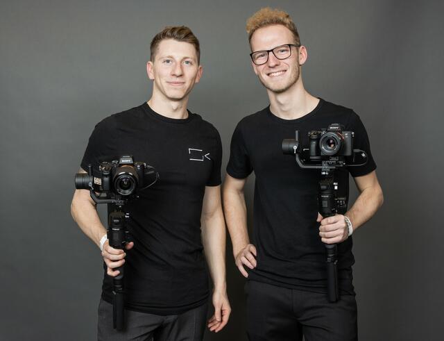 Nico Peischl (rechts) und Daniel Weisz haben das Premieren-Video für Hitparadenstürmer Chris Steger gedreht.