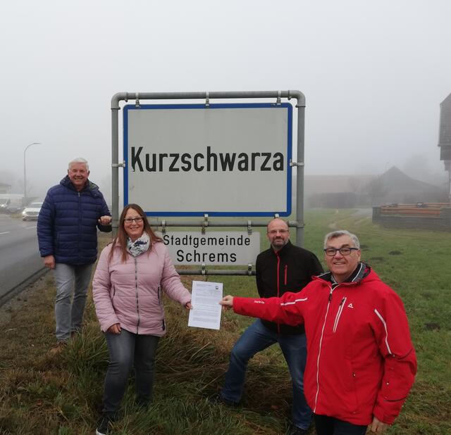 Verkehrsstadtrat Ernst Hobecker, Ortsvorsteherin Daniela Mayerhofer, Umweltstadtrat Franz Ableidinger und Bürgermeister Karl Harrer