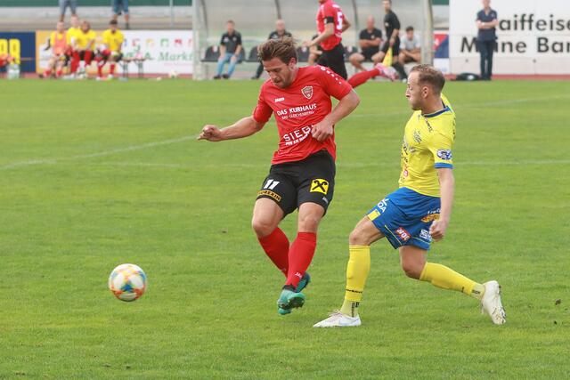 Mario Kröpfl (re) hatte mit einem Assist und einem herrlichen Treffer großen Anteil am Lafnitzer Sieg.  | Foto: KK