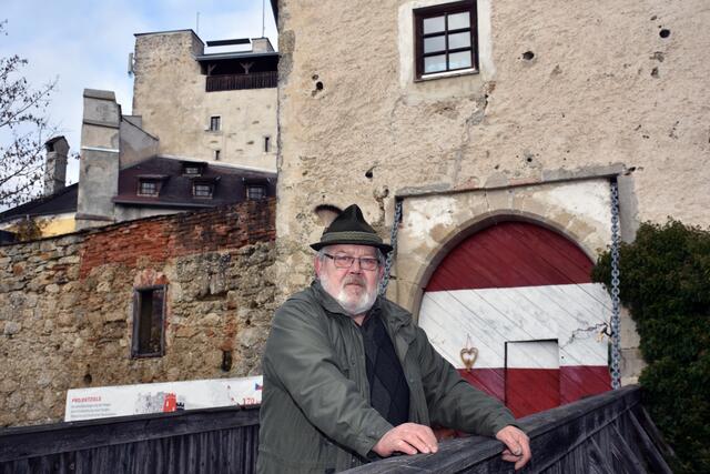 Ohne ‚Kümmerer‘ wie Johann Brandstetter wäre die Burg Kreuzen heute nicht das, was sie ist. | Foto: Robert Zinterhof