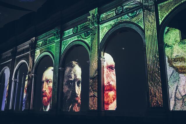 Die Ausstellung "Van Gogh – the immersive Experience" ist bereits in der Tabakfabrik aufgebaut. | Foto: Cofo Entertainment