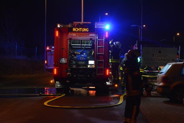 Drei Feuerwehren waren im Einsatz.  | Foto: Charlotte Titz