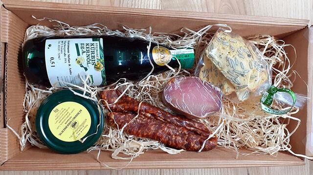 Damit die Unternehmerinnen und Unternehmer durch den Lockdown nicht „auf ihren Produkten sitzen bleiben“, hat „natürlich Wir“, die Bürgerliste, eine Plattform auf die Beine gestellt, wo allesamt ihre Produkte anbieten können.
 | Foto: Vermarkter