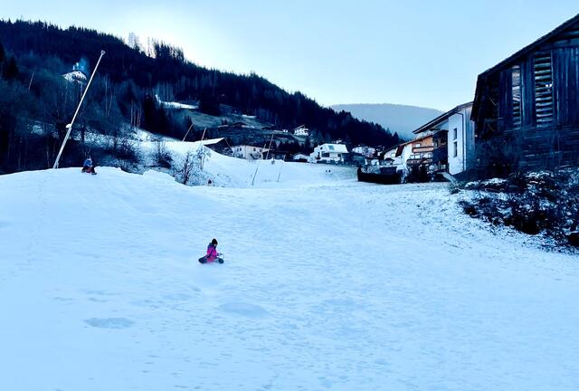 "Das vermeintliche Ischgl": Die Pistenbeschneiung der Bergbahnen See im Ortsteil Ahle.