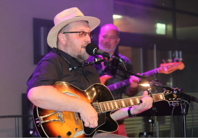 Robert Knapp und Band eröffnen diesen Mittwoch die Live Stream Konzerte aus dem Kulturkeller in Gleisdorf. | Foto: Hofmüller