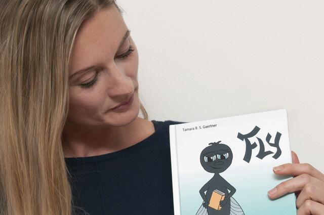 Tamara B. S. Gaertner hat ihr Buch auch selbst illustriert und verlegt. Eine Fortsetzung mit Fly ist bereits geplant.