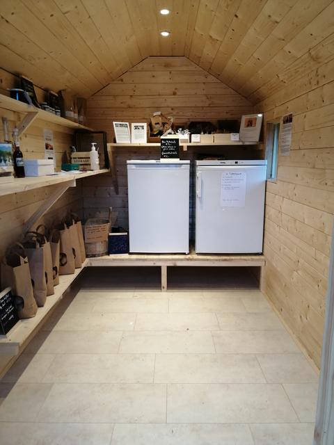 Selbstbedienungs-Hütte vom Biohof Kreuzeder | Foto: Martin Eckerstorfer