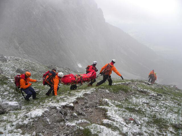1.450 aktiven Bergretter werden bis zu 800 Einsätzen im Jahr gerufen.  | Foto: Bergrettung Salzburg