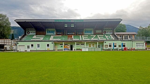 In Zeiten coronabedingt leerer Stadien kommt dem Thema Social Media noch größere Bedeutung zu, um die Fans zu informieren. | Foto: SC Liezen