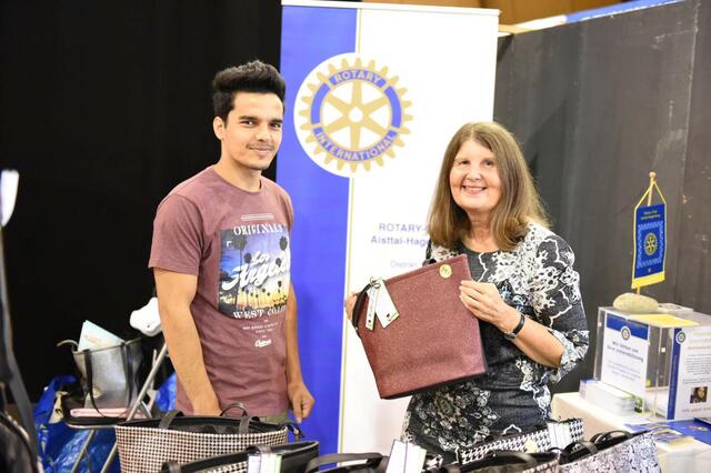 Bernadette Prieschl unterstützt mit Kabul-Bags, die am 18. Dezember im MÜK erhältlich sind, ein Projekt in Afghanistan. | Foto: MÜK