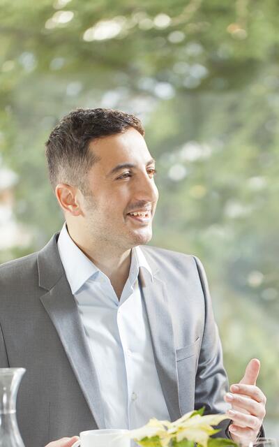 GR Ahmet Demir: "„ Es braucht eine Novelle der Tiroler Gemeindeordnung (§ 25 Mandats- und Amtsverlust), wo der Mandatstoursimus unterbunden wird.“ | Foto: Grüne Tirol