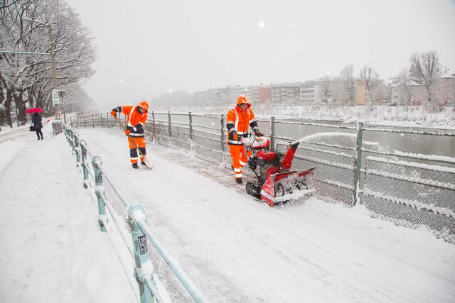 Schneeräumung: Winterdienst ist für die weiße Pracht gerüstet ...