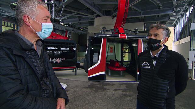 "Am Schauplatz" in Ischgl: Seilbahnvorstand Günther Zangerl (Silvrettaseilbahn AG) im Gespräch mit Schauplatz-Reporter Ed Moschitz | Foto: ORF