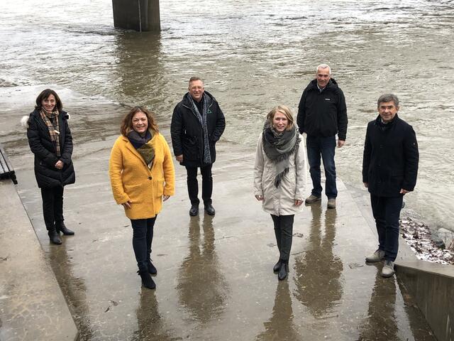 Voller Einsatz für den Park: Beatrix Lenz, Cornelia Schweiner, Karl Lautner, Julia Majcan, Dietmar Tschiggerl und Franz Fartek (v.l.) | Foto: WOCHE