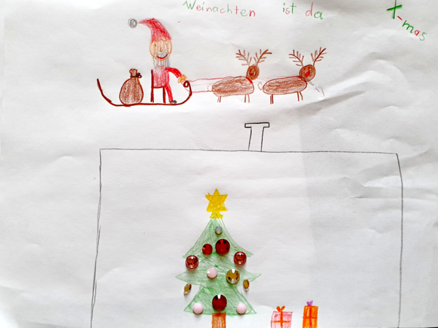 Allegra freut sich schon riesig auf Weihnachten.