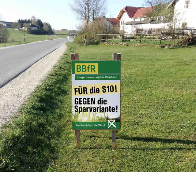 Die BBfR gibt es seit sieben Jahren. Seit damals lautet ihr Motto: "Für die S 10, gegen die Sparvariante." | Foto: Reichinger