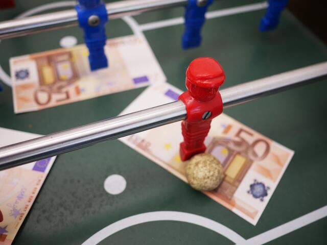 Sportwetten sind oft harmlos, jeder vierte, der anfängt kann laut Studien jedoch süchtig werden und gerät in eine tiefe Abwärtsspirale.  | Foto: pixabay.com