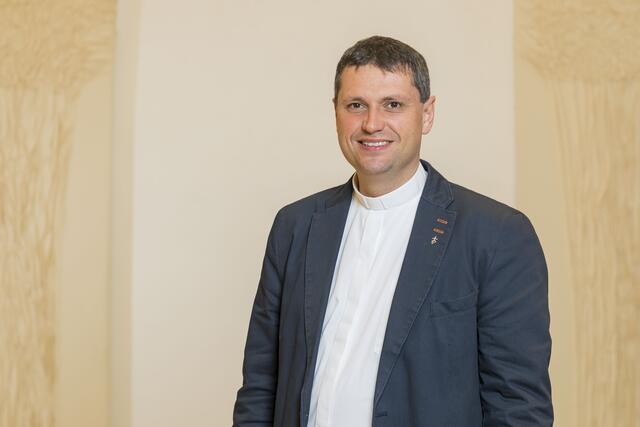 Harald Mattel ist Pfarrer in Seekrichen am Wallersee und Bischofsvikar für die Junge Kirche | Foto: Neumayr/ErzdiözeseSalzburg