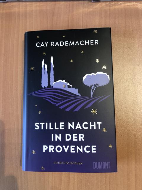 Stille Nacht in der Provence - so die Buchempfehlung von der Buchhandlung Höllrigl