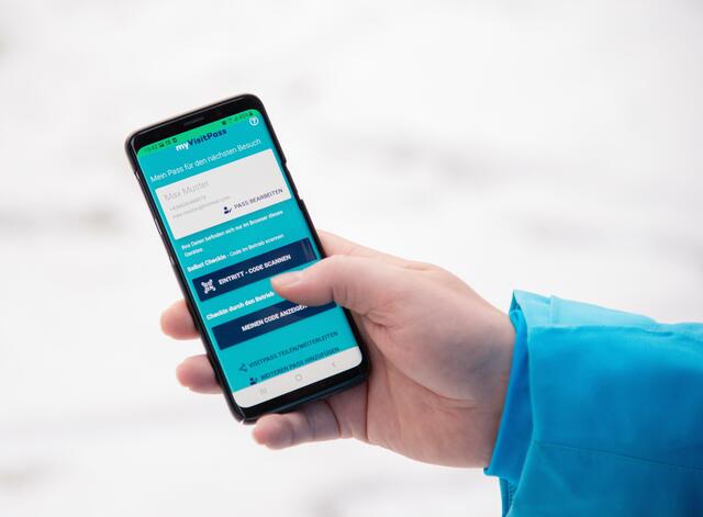 Mit dem "myVisitPass" stellen die beiden TVB´s Tiroler Oberland und Serfaus-Fiss-Ladis ein kostenloses Service für mehr Sicherheit zur Verfügung.  | Foto: TVB Tiroler Oberland/Daniel Rundl